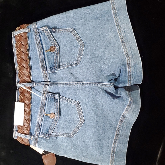 Maurices jean shorts - Picture 8 of 9